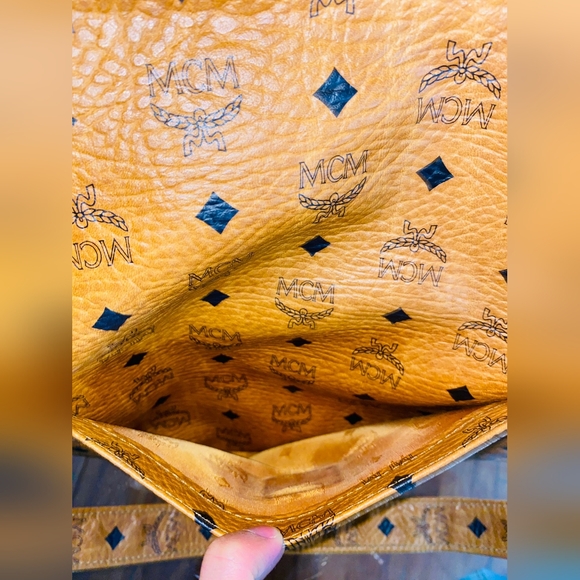 Sold!!Authentic MCM XL Germany tote - Picture 6 of 11